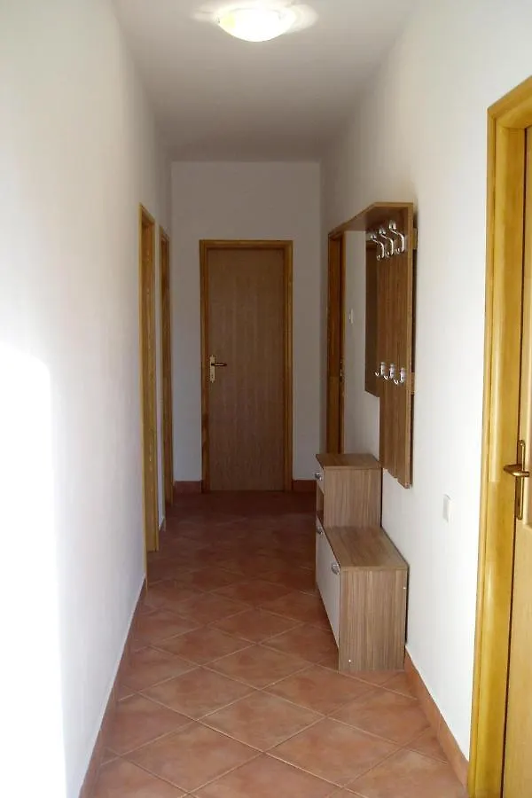 Apartments with a parking space Novi Vinodolski - 2416