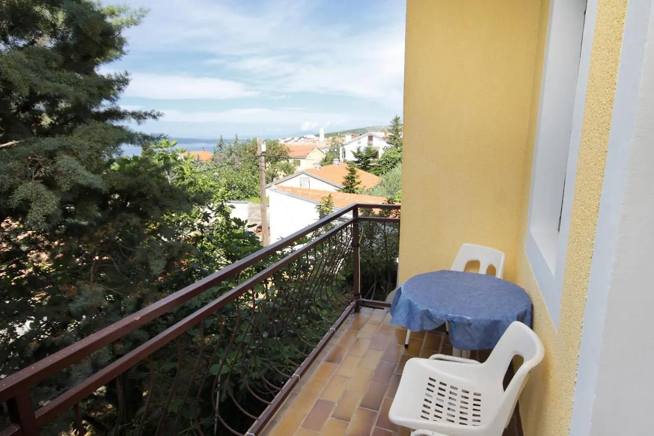 Apartments with a parking space Novi Vinodolski - 2416 Chorwacja